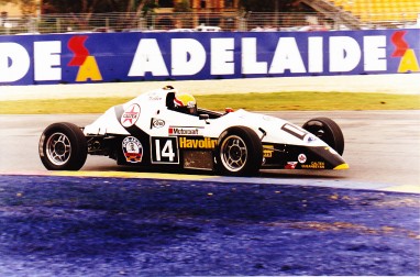 Racing at the Australian Grand Prix in the Formula Ford support race ’94 was a great opportunity for me to ‘knock on doors’.
