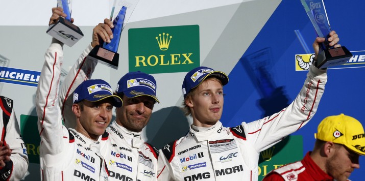 Porsche Team: Timo Bernhard, Mark Webber, Brendon Hartley (l-r)